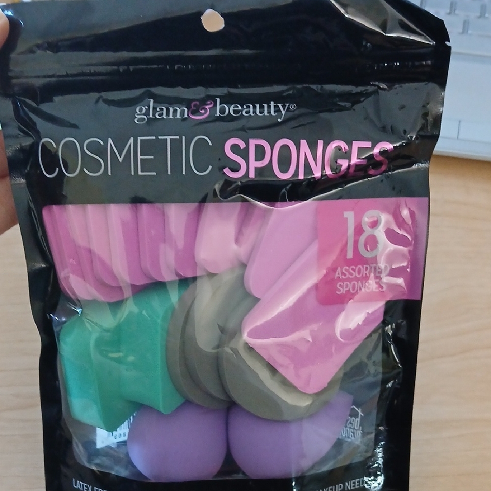 Glam & Beauty Cosmetic Sponges - 18 Assorted Colors Sizes